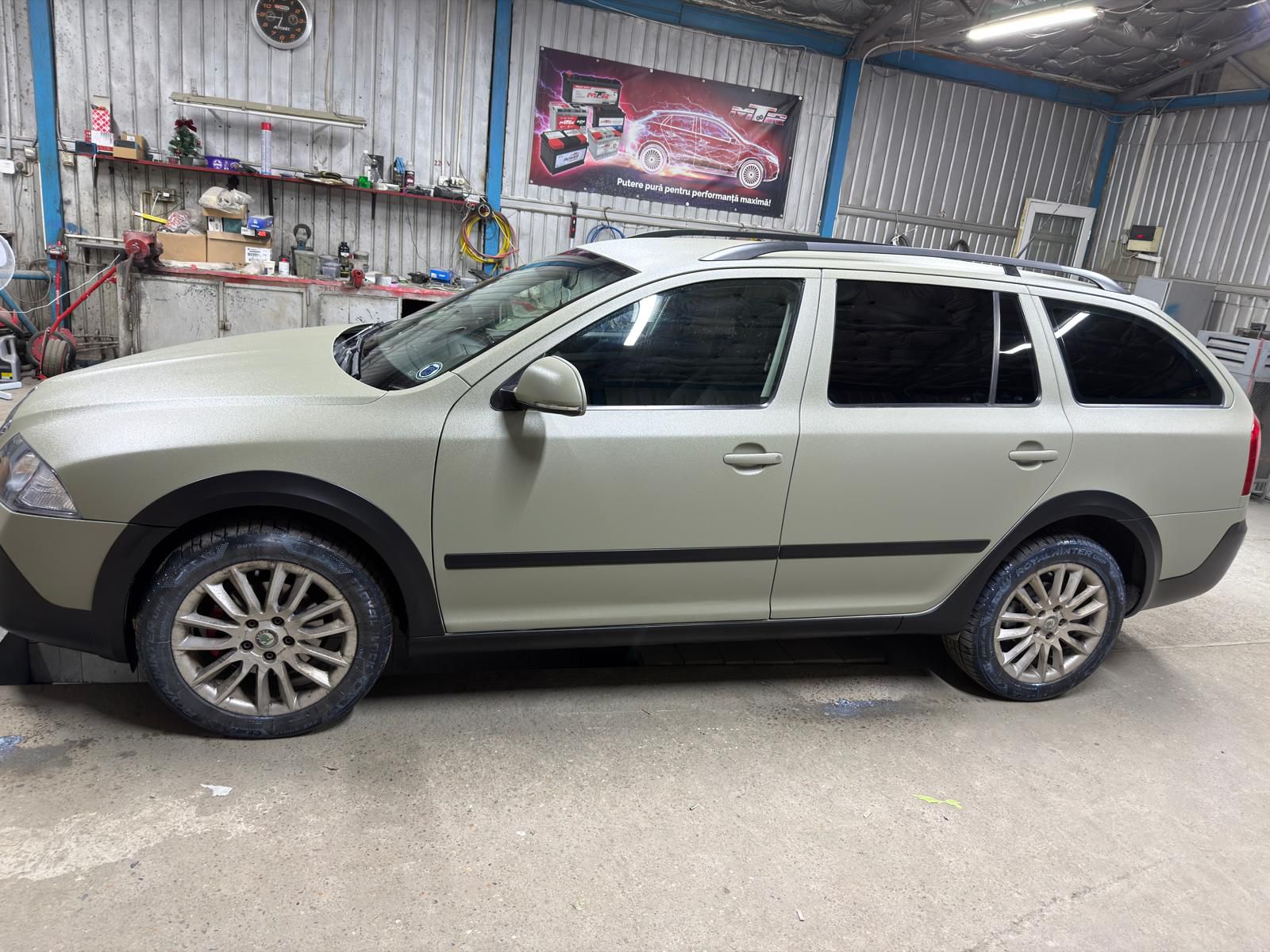 WhatsApp Image 2025-12-12 at 09.31.21 WhatsApp Image 2025 12 12 at 09.31.21